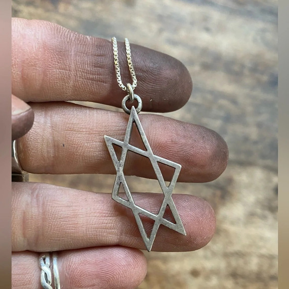 Hanukkah sale! Rustic star necklace - Picture 2 of 7